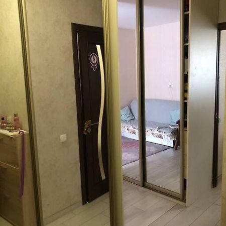 Apartment On Studentska Street Львов Экстерьер фото